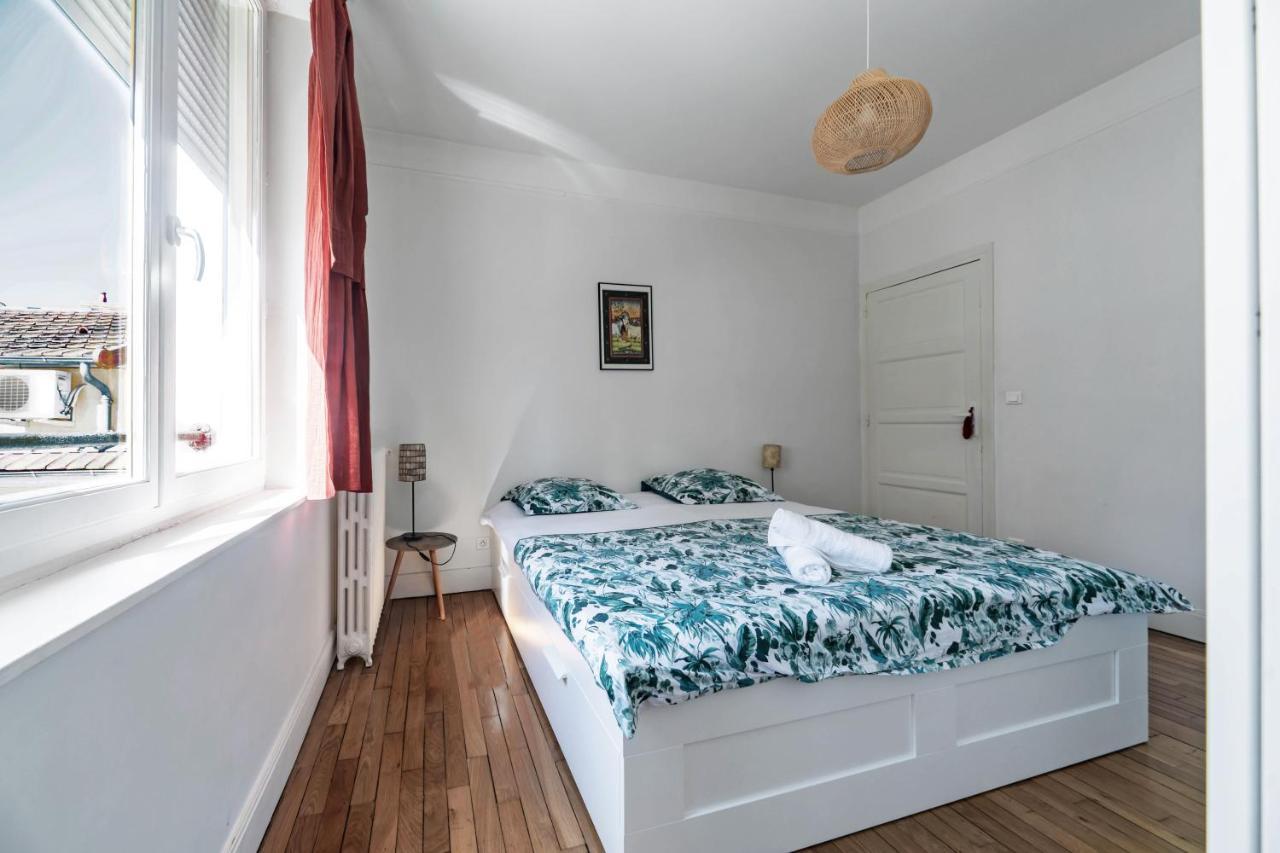 Le Belfort - Grand Appartement Avec Terrasse Et Parking Prive Vichy Exterior foto
